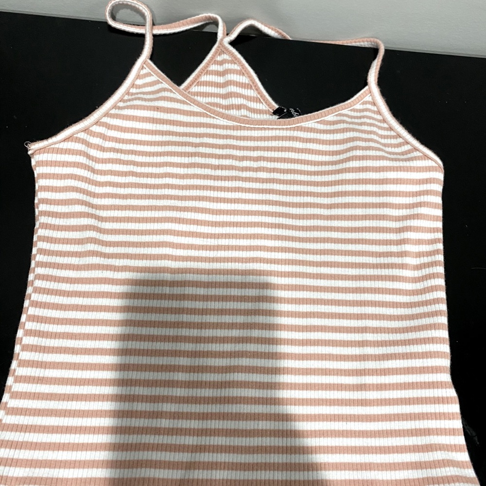 Pink stripped crop tank top